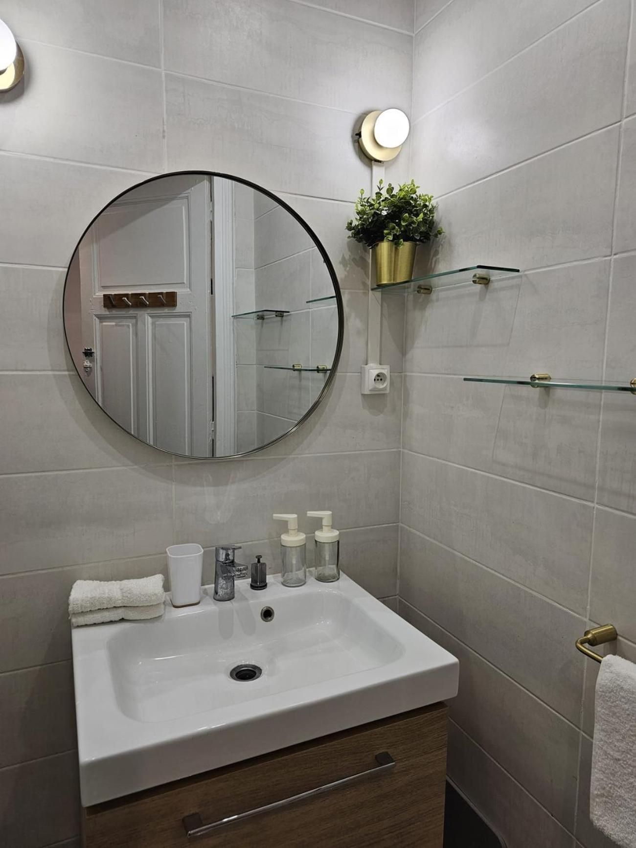 Beautiful 1 Bedroom Flat In Paris 17Th Extérieur photo